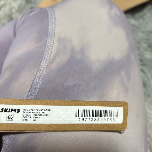 SKIMS Fits Everybody Lace Bralette. NWT - Picture 6 of 6